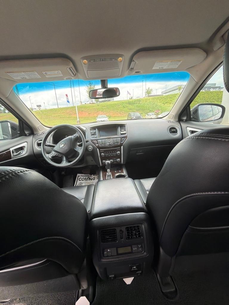 Nissan Pathfinder  2015