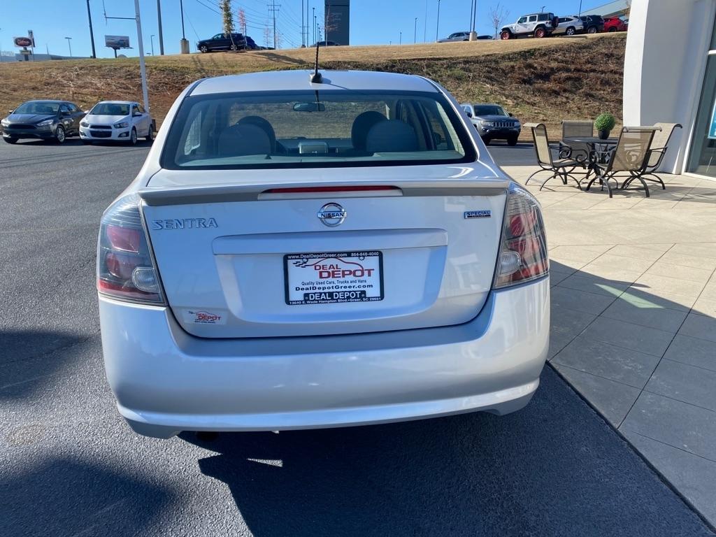 Nissan Sentra  2012