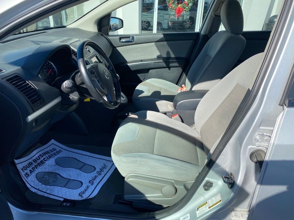 Nissan Sentra  2012
