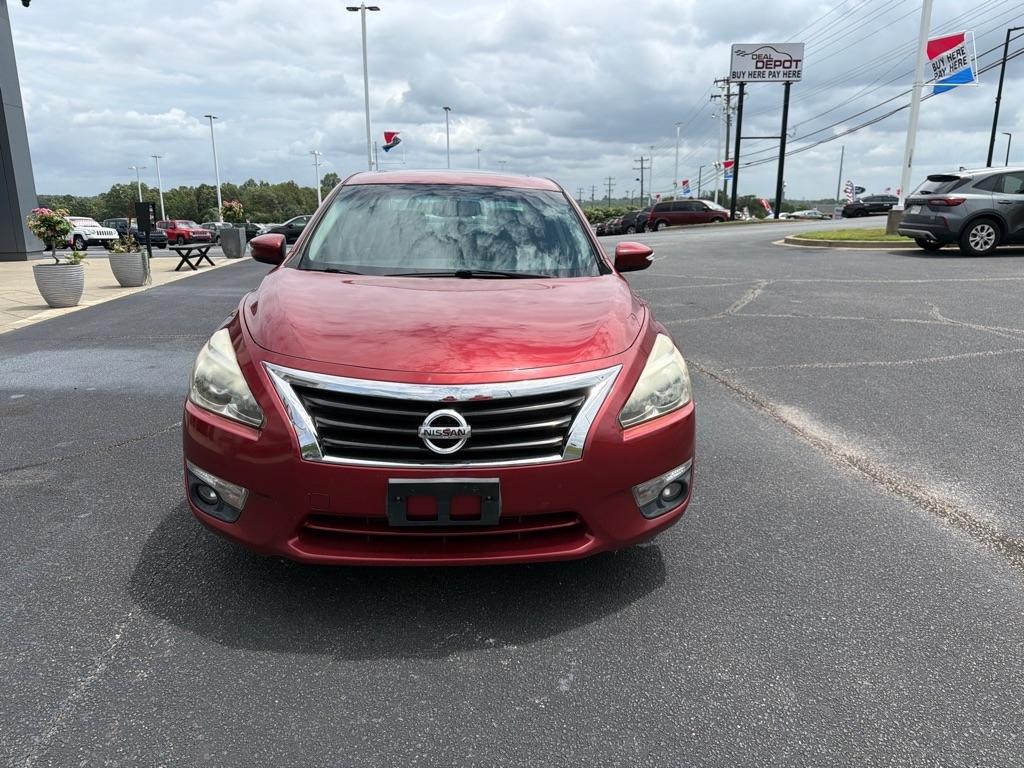 Nissan Altima  2015
