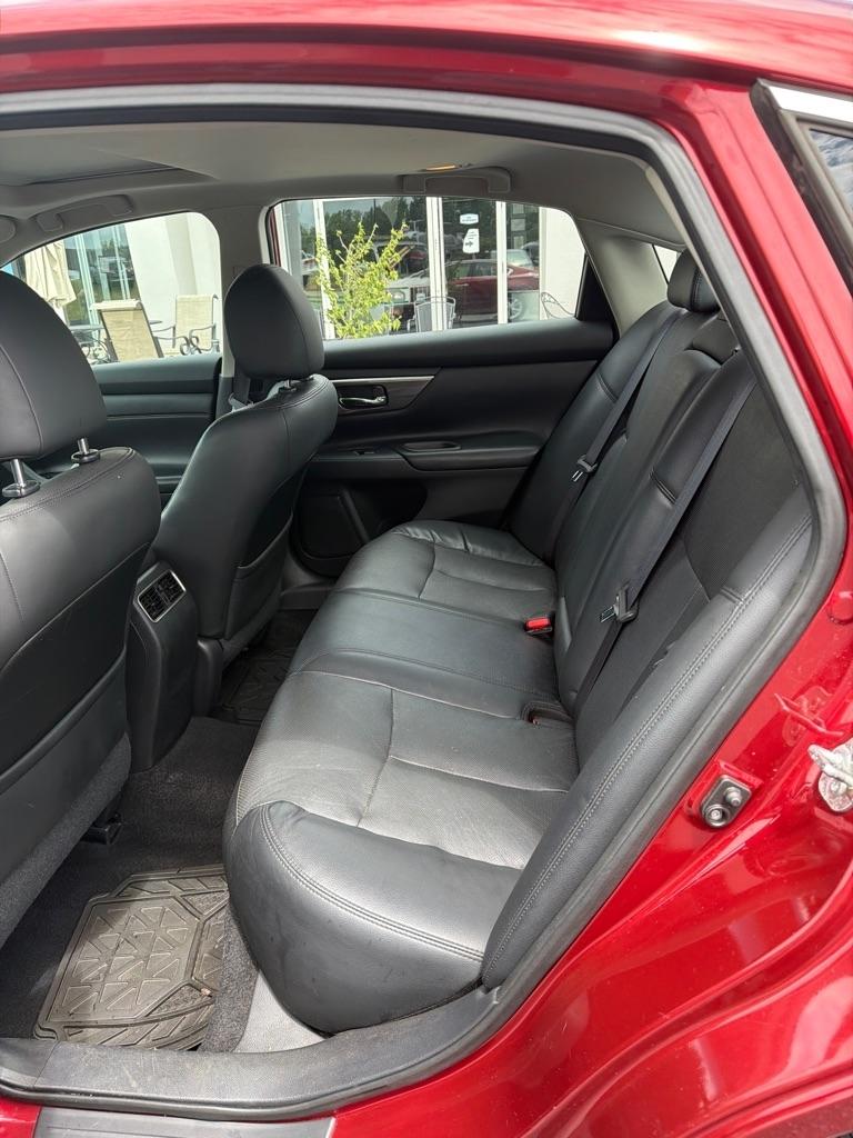 Nissan Altima  2015