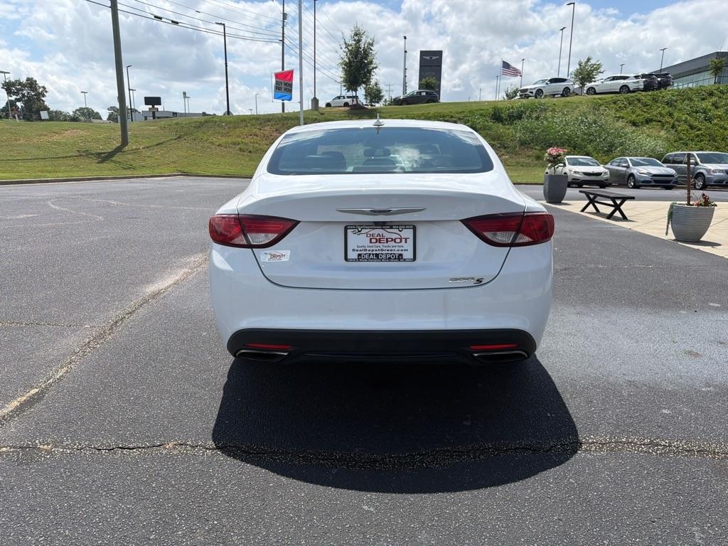 Chrysler 200  2015