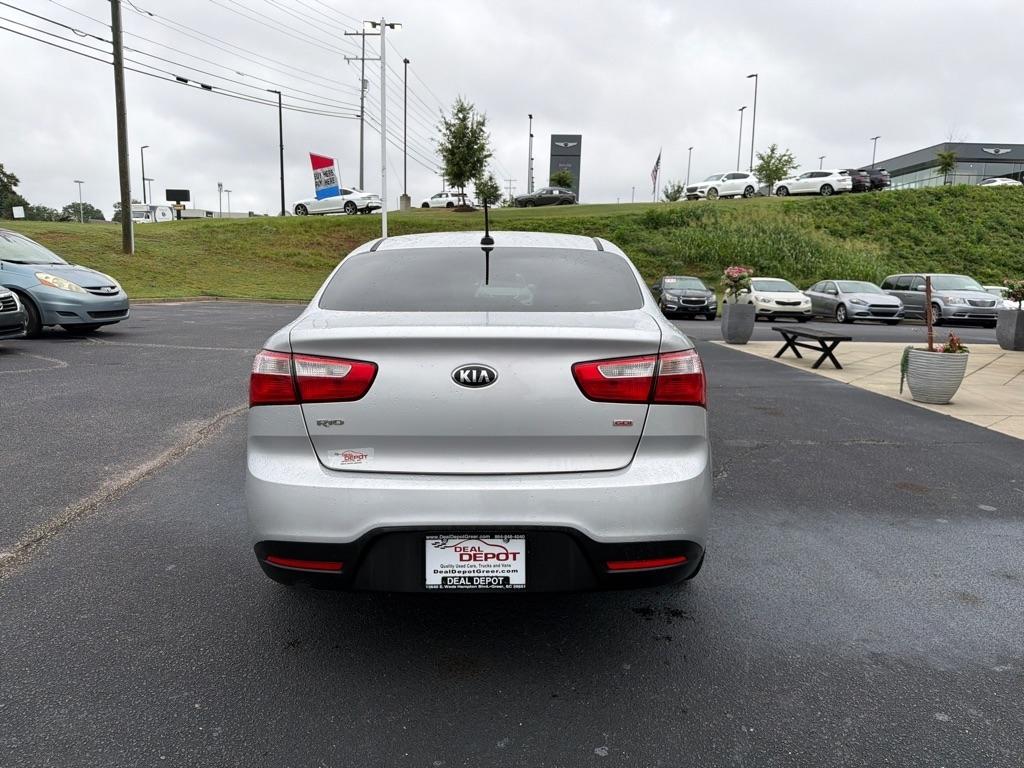 Kia Rio  2015