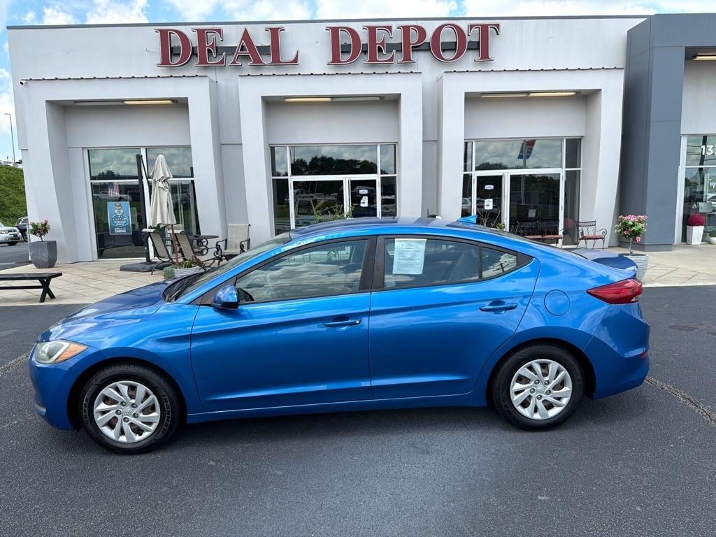 Hyundai Elantra  2017