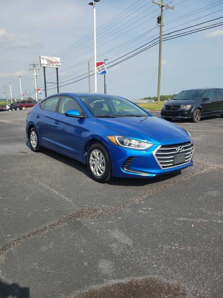 Hyundai Elantra  2017