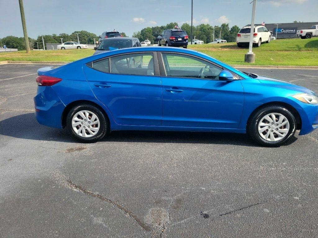 Hyundai Elantra  2017