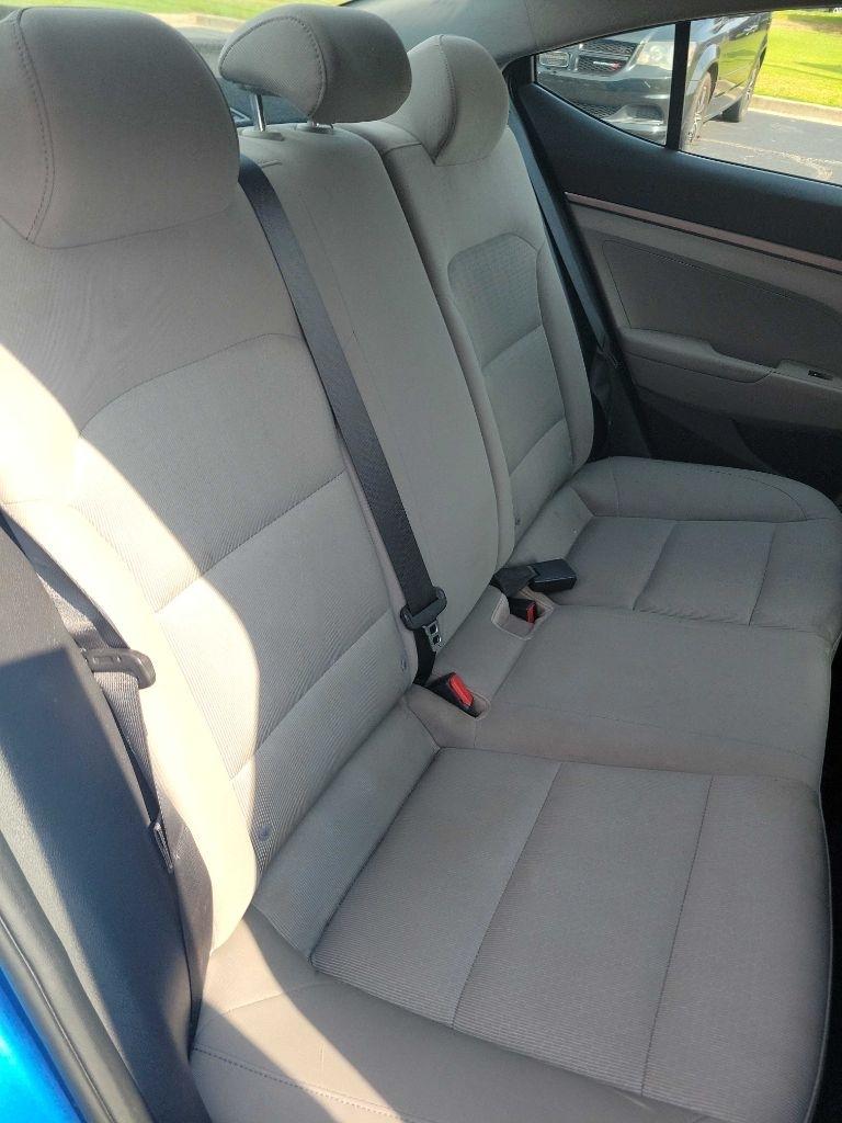 Hyundai Elantra  2017