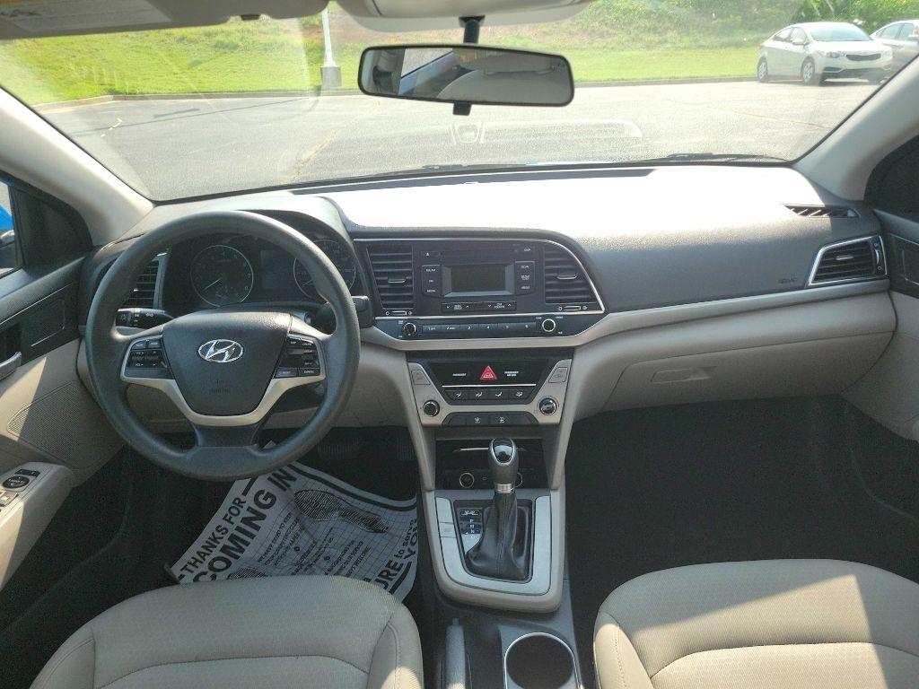 Hyundai Elantra  2017