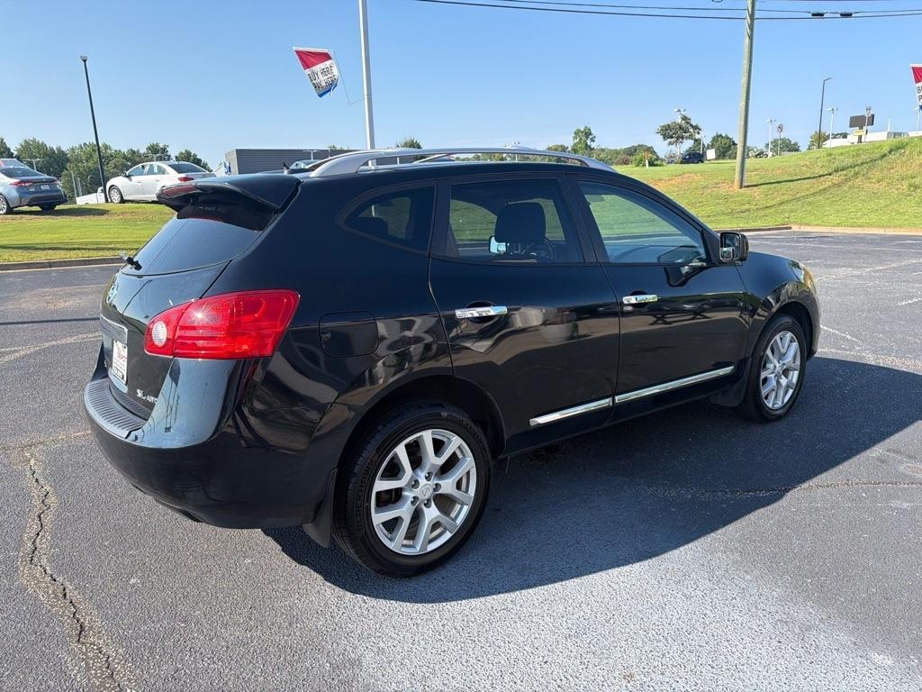 Nissan Rogue  2012