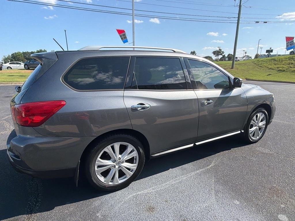 Nissan Pathfinder  2018