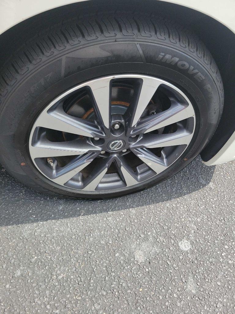 Nissan Altima  2016