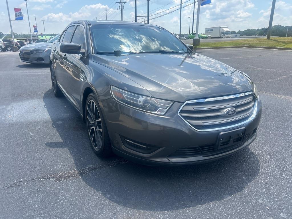 Ford Taurus  2017