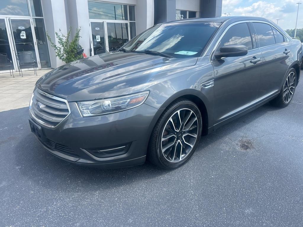 Ford Taurus  2017