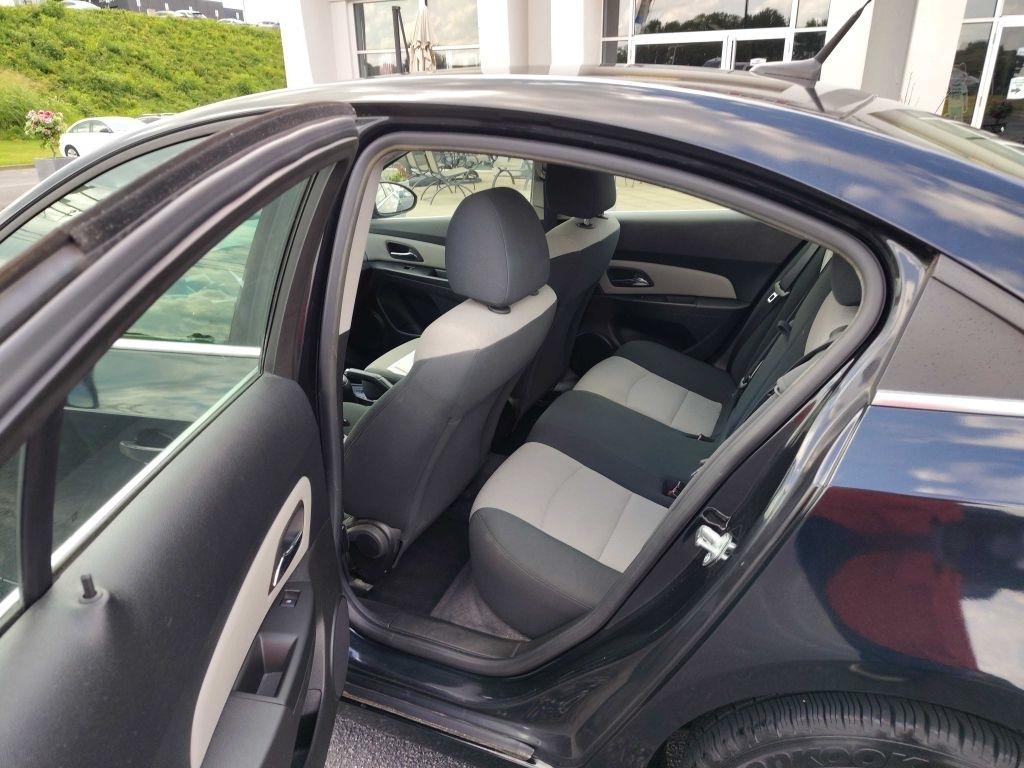 Chevrolet Cruze  2012