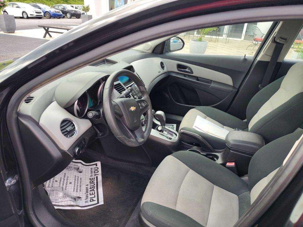 Chevrolet Cruze  2012