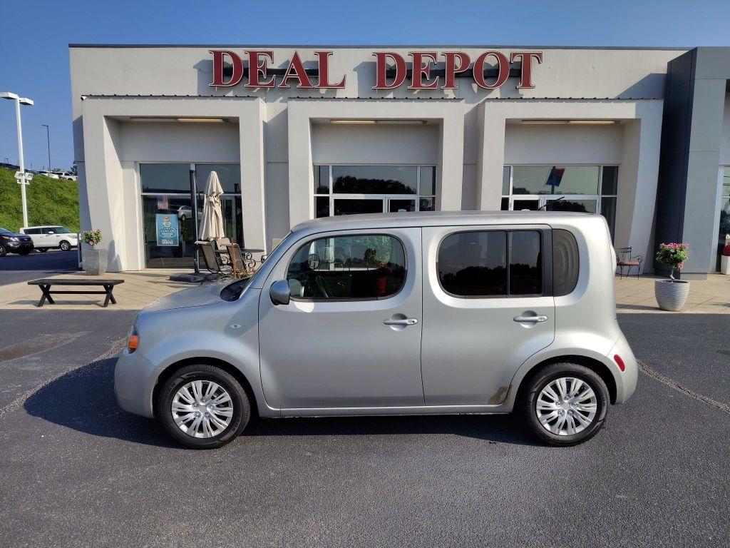 Nissan Cube  2010