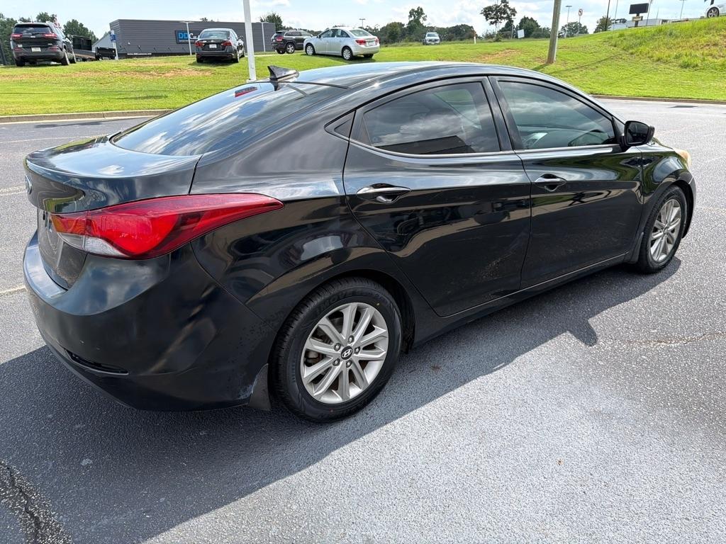 Hyundai Elantra  2016