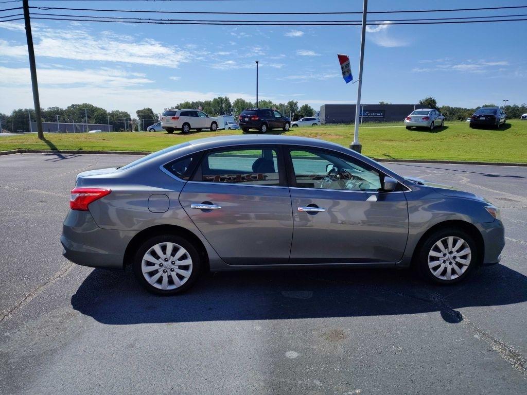 Nissan Sentra  2019