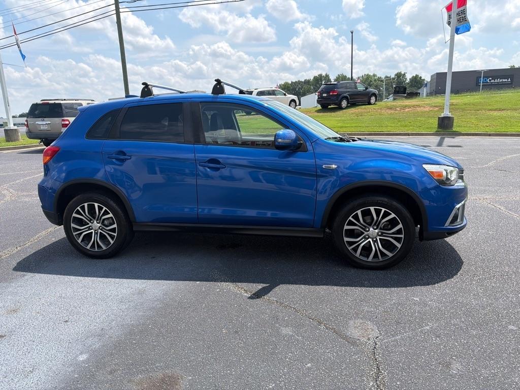 Mitsubishi Outlander Sport  2018