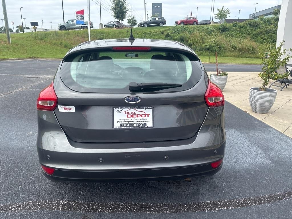 Ford Focus  2016