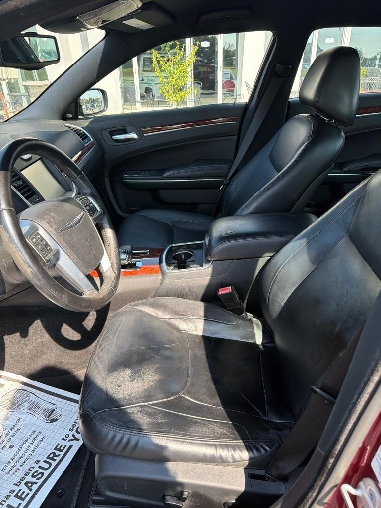 Chrysler 300  2012