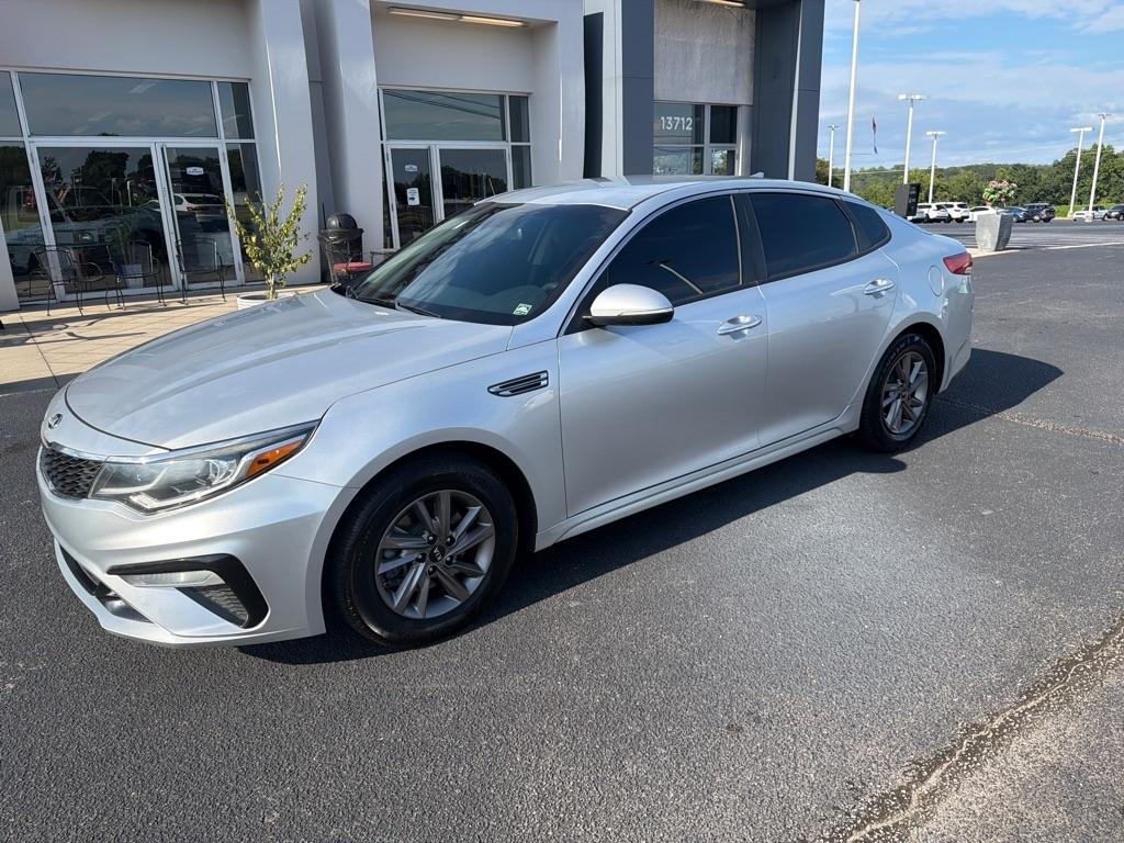 Kia Optima  2020