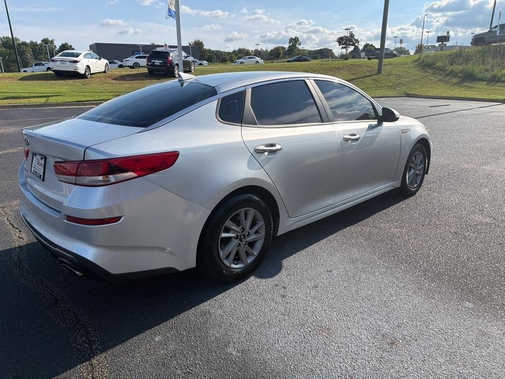 Kia Optima  2020