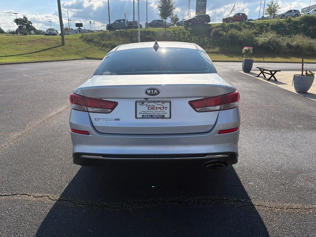 Kia Optima  2020