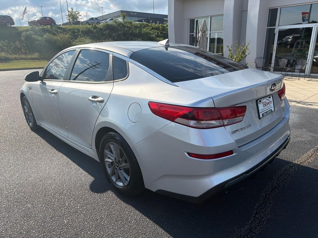 Kia Optima  2020