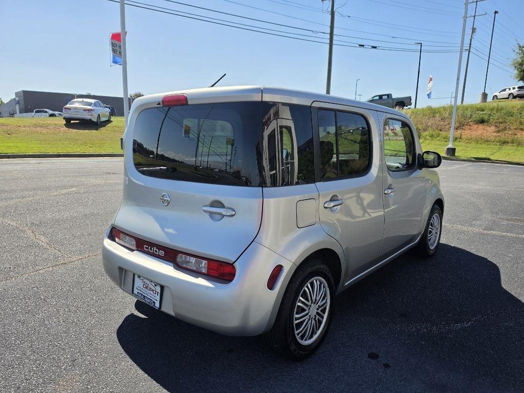 Nissan Cube  2010
