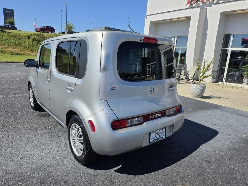 Nissan Cube  2010