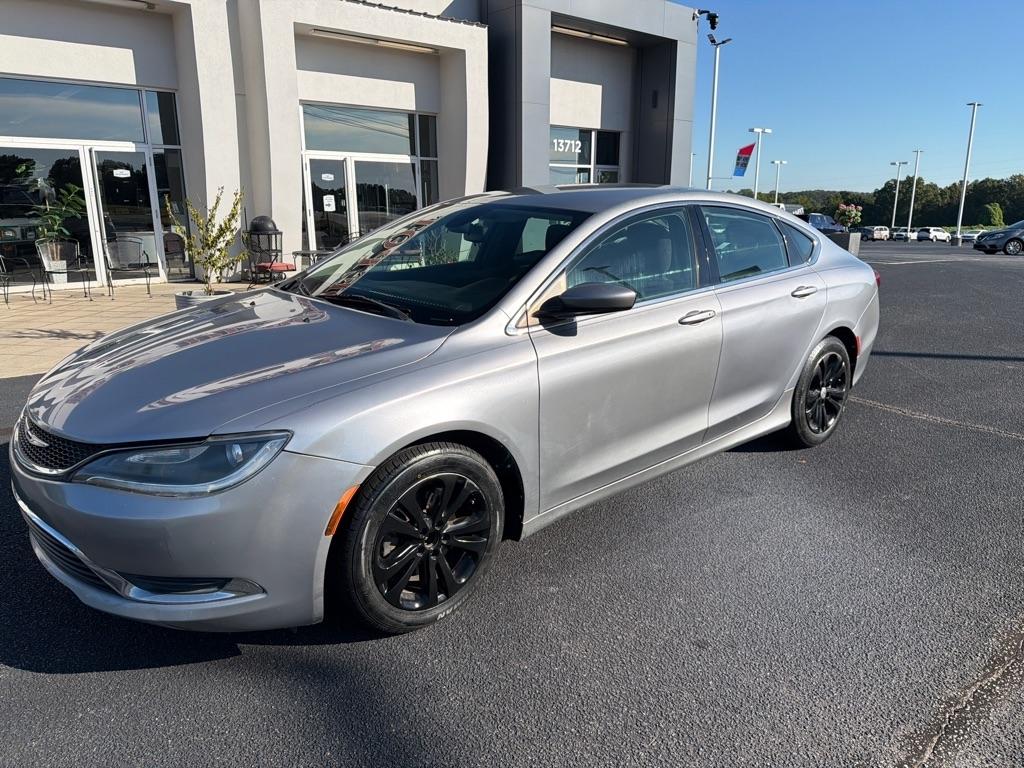 Chrysler 200  2015