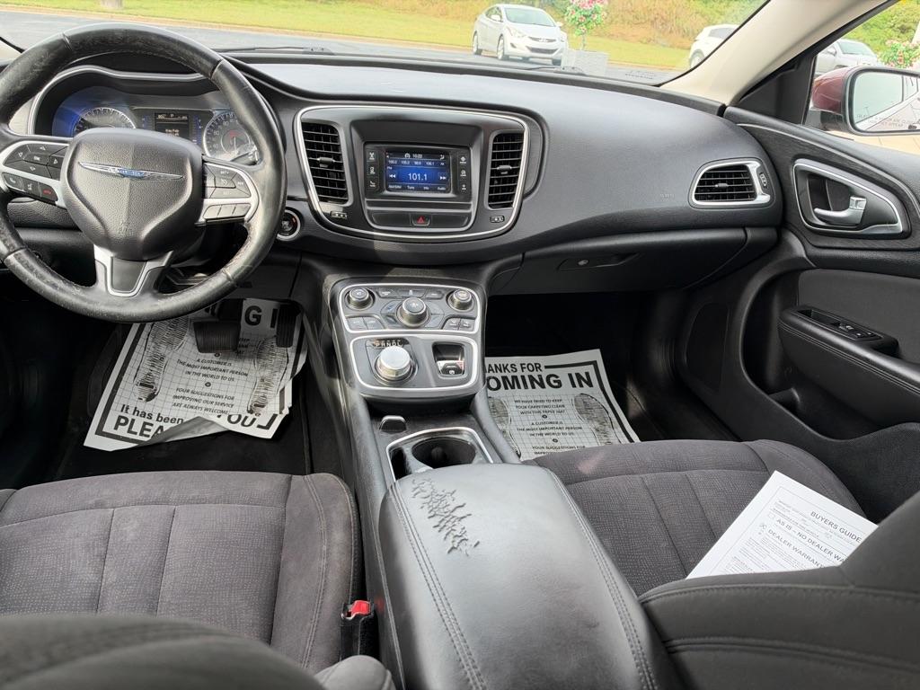 Chrysler 200  2015