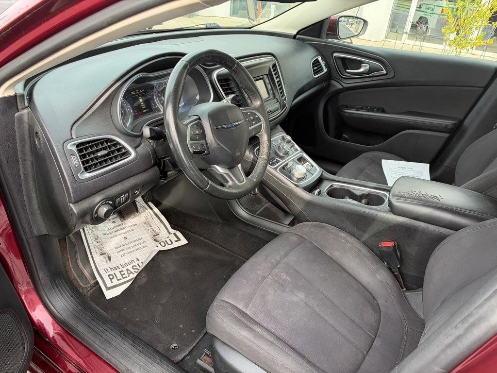 Chrysler 200  2015