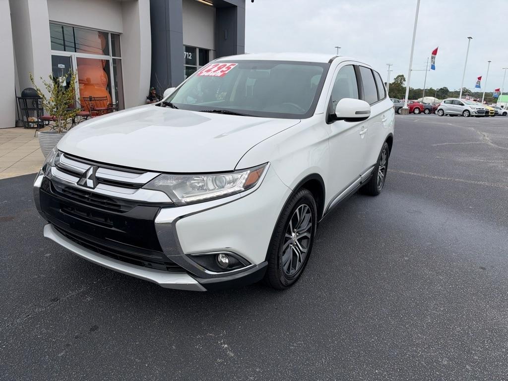 Mitsubishi Outlander  2018