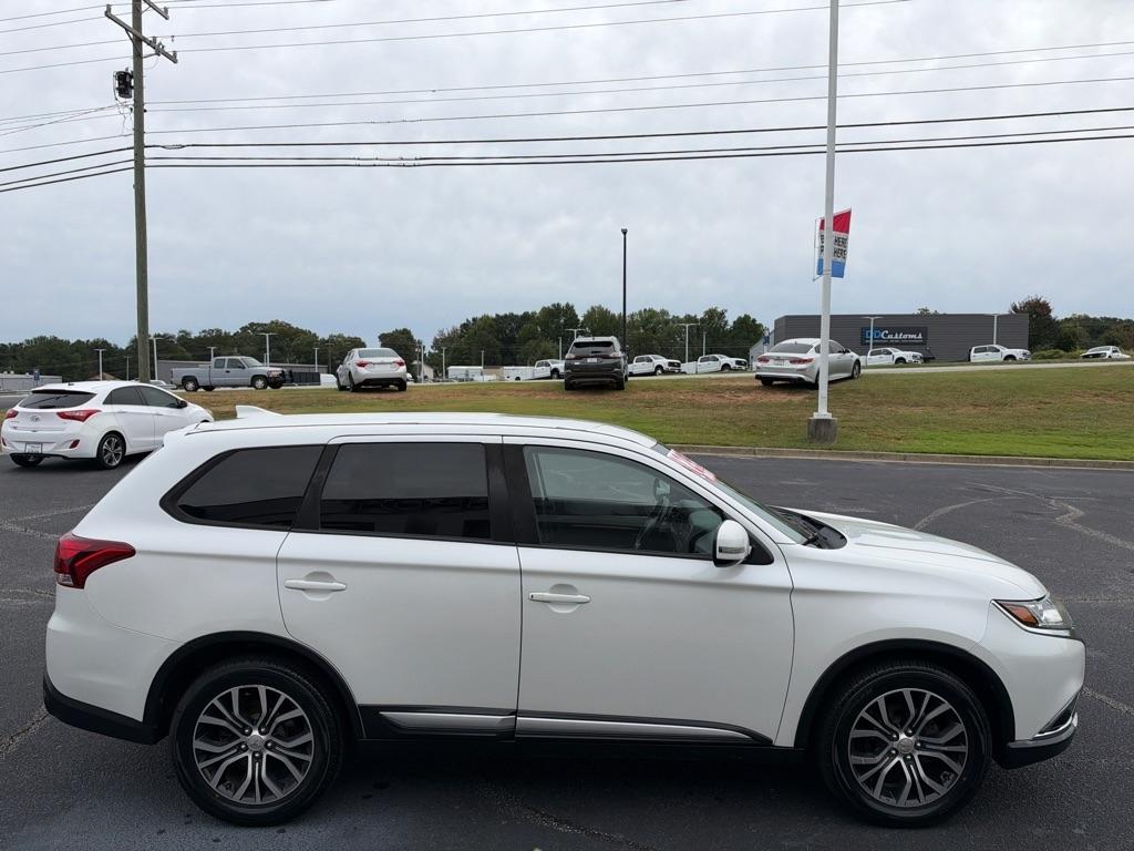 Mitsubishi Outlander  2018