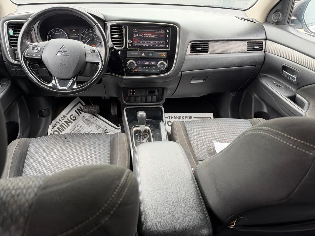 Mitsubishi Outlander  2018