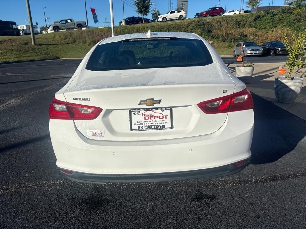 Chevrolet Malibu  2017