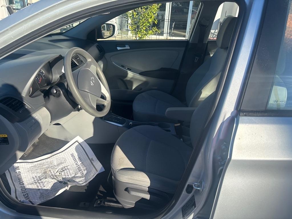 Hyundai Accent  2014