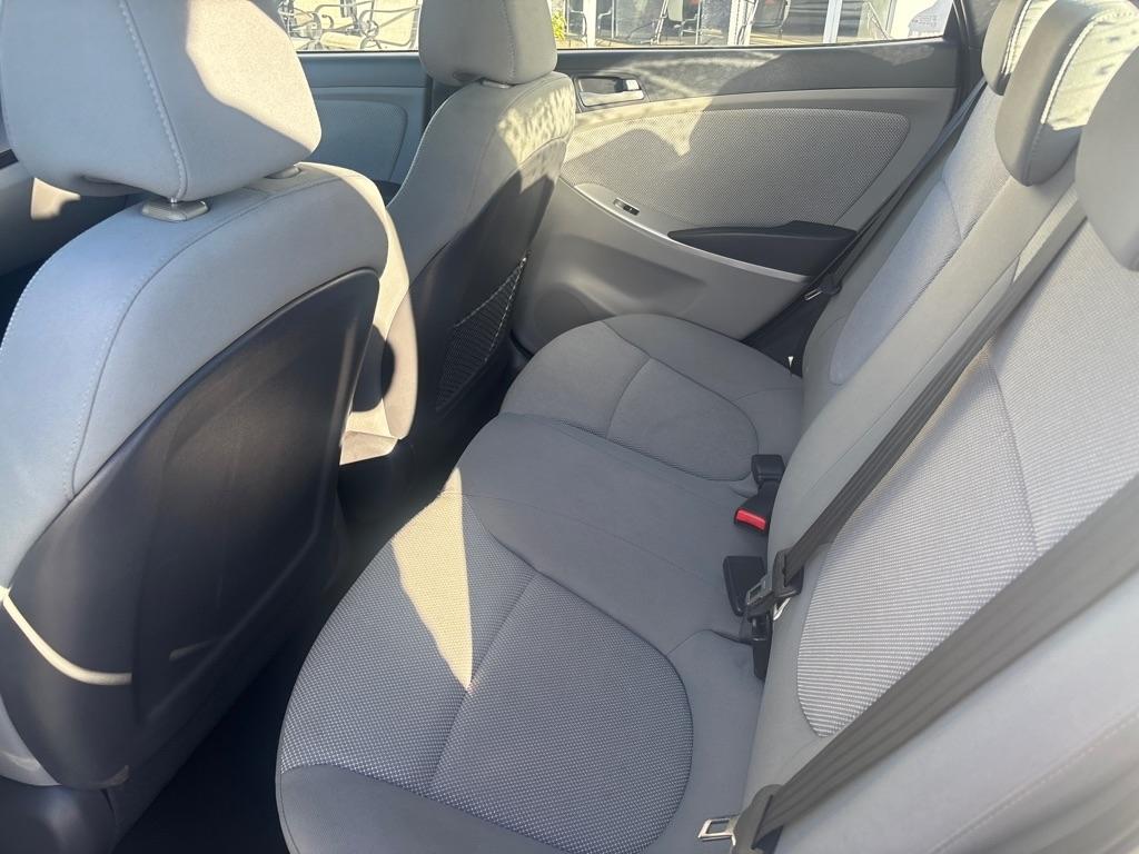 Hyundai Accent  2014