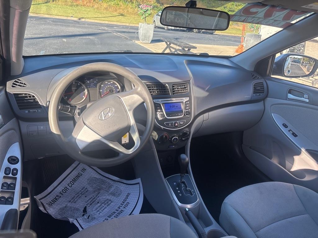 Hyundai Accent  2014