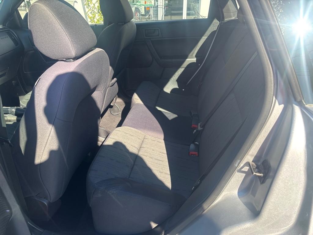 Ford Focus  2011