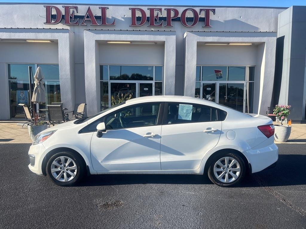 Kia Rio  2016