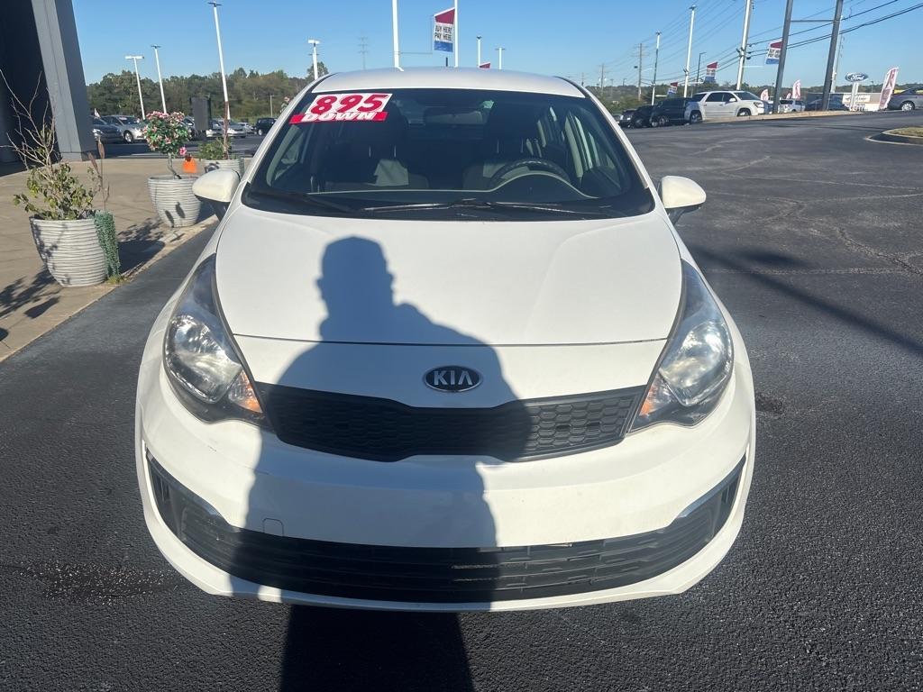 Kia Rio  2016