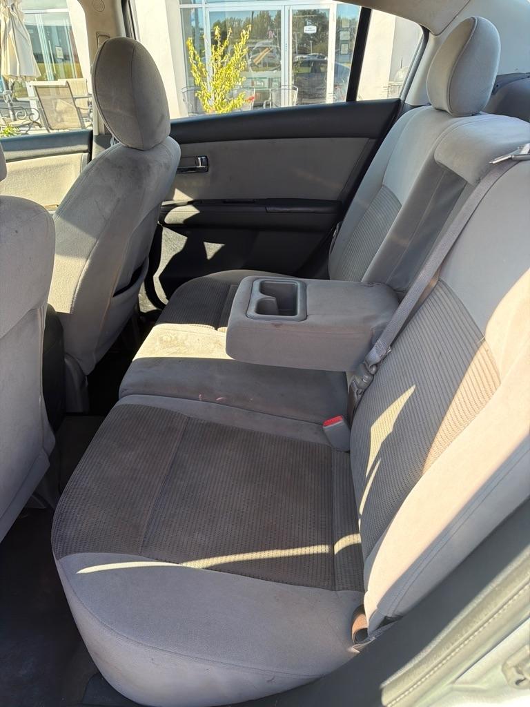 Nissan Sentra  2012