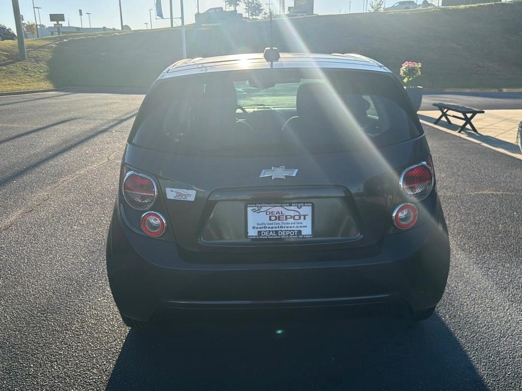 Chevrolet Sonic  2015