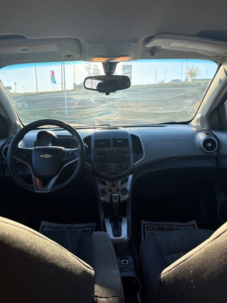Chevrolet Sonic  2015