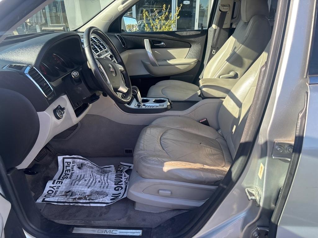 GMC Acadia  2010