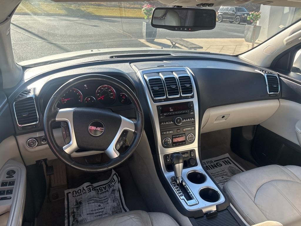 GMC Acadia  2010