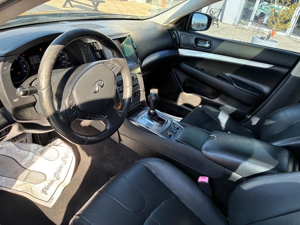 Infiniti G Sedan  2010